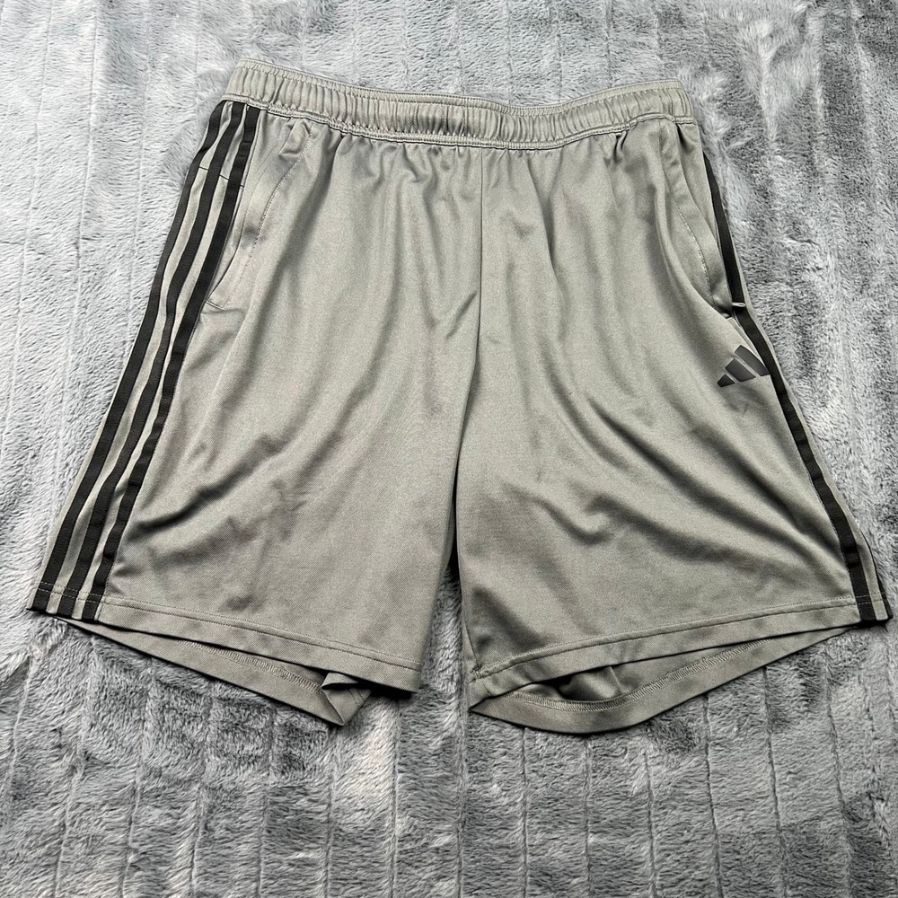 Adidas Mens Grey 3-Stripe Athletic Training Shorts Regular Fit XL 12256
